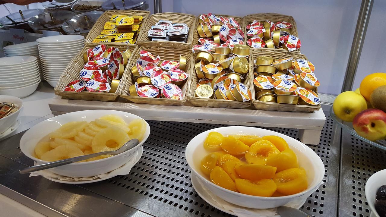 Aurea Hotel Tortoreto Zewnętrze zdjęcie